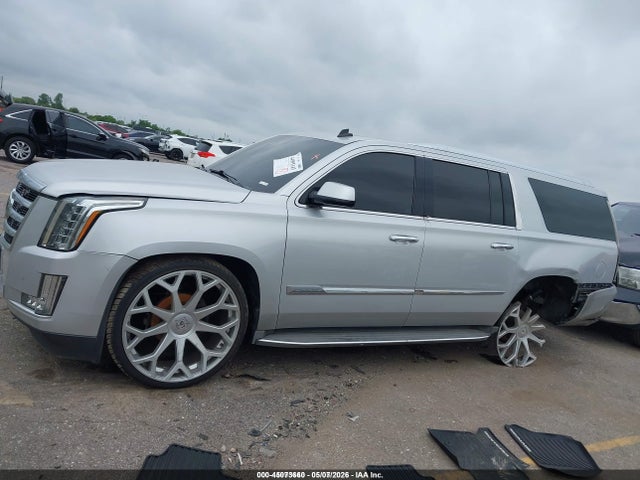 2015 Cadillac Escalade Esv Luxury მანქანა იყიდება აუქციონზე, vin: 1GYS4HKJ0FR288991, აუქციონის ნომერი: 45073660
