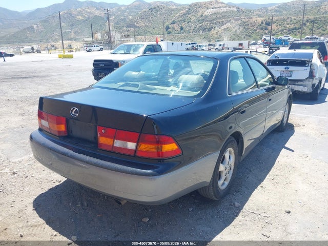 1999 Lexus Es 300 მანქანა იყიდება აუქციონზე, vin: JT8BF28GXX5058147, აუქციონის ნომერი: 45073670