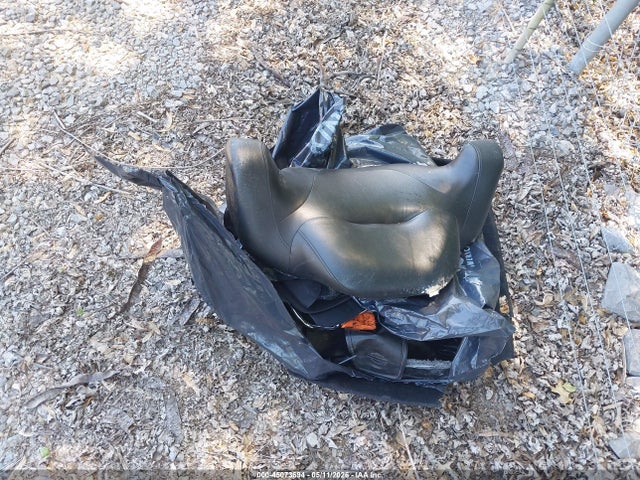 Harley-Davidson FLHTCUTG 2019 1HD1MAF17KB860739 Image 12