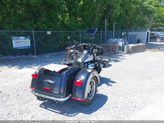 Harley-Davidson FLHTCUTG 2019 1HD1MAF17KB860739 Image 4