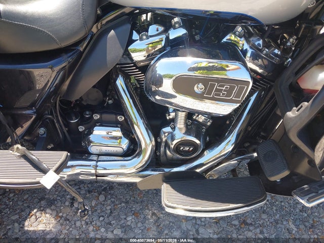 Harley-Davidson FLHTCUTG 2019 1HD1MAF17KB860739 Image 8