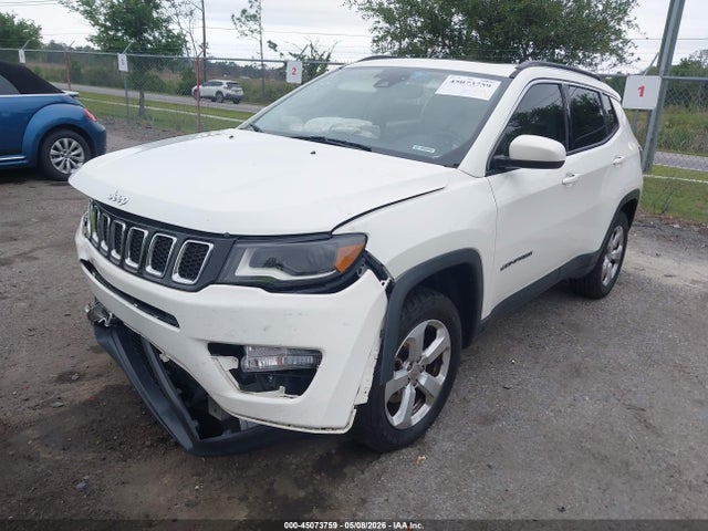 45073759 :رقم المزاد ، 3C4NJDBBXJT169729 vin ، 2018 Jeep Compass Latitude 4x4 مزاد بيع