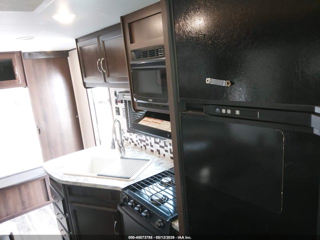 Продажа на аукционе авто 2018 Jayco Rocky Mountain, vin: 1UJBJ0BRXJ75X0632, номер лота: 45073788