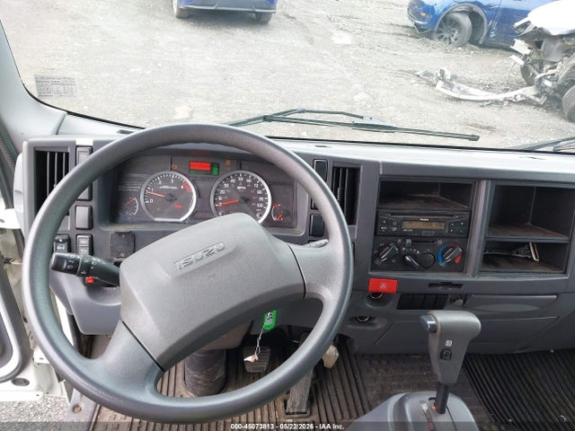 2015 Isuzu Npr Dsl Reg At მანქანა იყიდება აუქციონზე, vin: JALB4W172F7F00206, აუქციონის ნომერი: 45073813