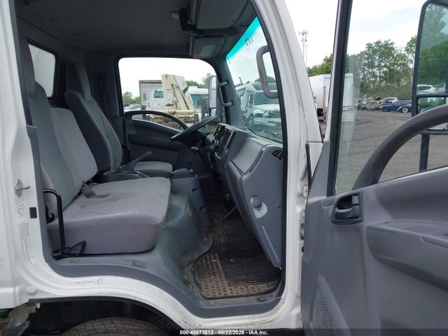 2015 Isuzu Npr Dsl Reg At მანქანა იყიდება აუქციონზე, vin: JALB4W172F7F00206, აუქციონის ნომერი: 45073813
