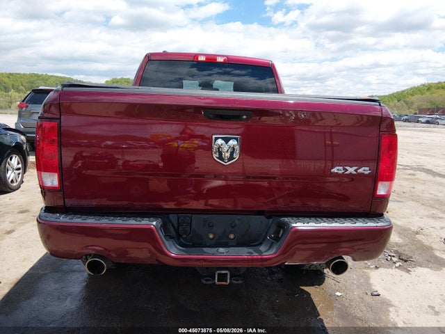 45073875 :رقم المزاد ، 1C6RR7FT3JS189585 vin ، 2018 Ram 1500 Express  4x4 6'4 Box مزاد بيع