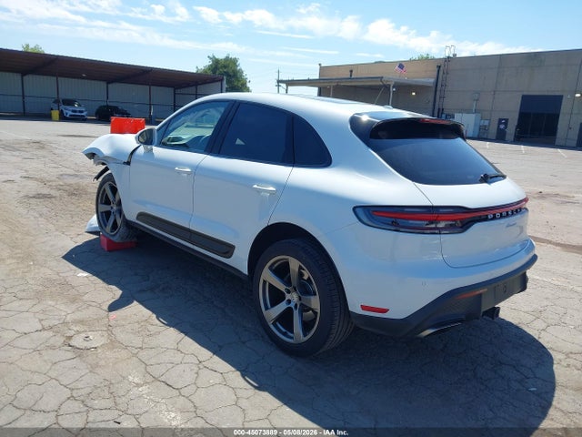 Aukcja sprzedaży 2023 Porsche Macan T, vin: WP1AA2A56PLB21677, numer aukcji: 45073889