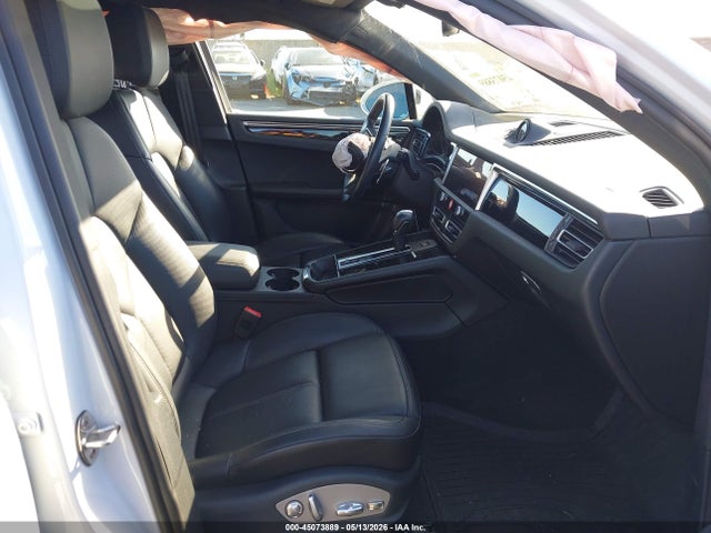 Aukcja sprzedaży 2023 Porsche Macan T, vin: WP1AA2A56PLB21677, numer aukcji: 45073889