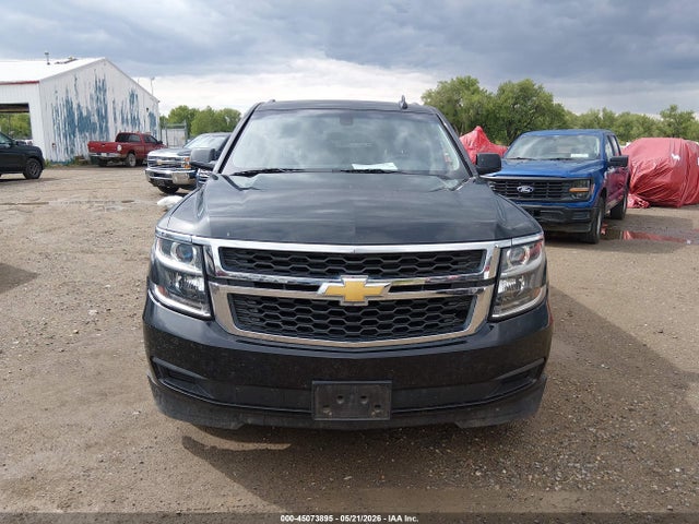 2017 Chevrolet Suburban Ls მანქანა იყიდება აუქციონზე, vin: 1GNSKGEC0HR304636, აუქციონის ნომერი: 45073895