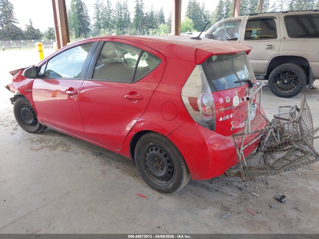 JTDKDTB3XE1567730 Toyota Prius C Three