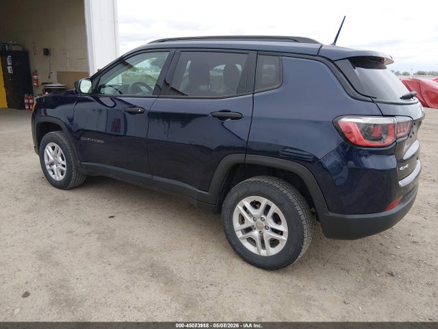 45073918 :رقم المزاد ، 3C4NJDAB1JT392274 vin ، 2018 Jeep Compass Sport 4x4 مزاد بيع