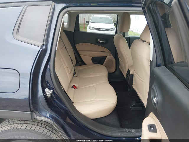 45073918 :رقم المزاد ، 3C4NJDAB1JT392274 vin ، 2018 Jeep Compass Sport 4x4 مزاد بيع
