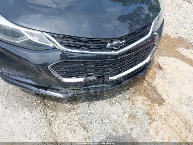 45073923 :رقم المزاد ، 1G1BE5SM9J7239880 vin ، 2018 Chevrolet Cruze Lt Auto مزاد بيع