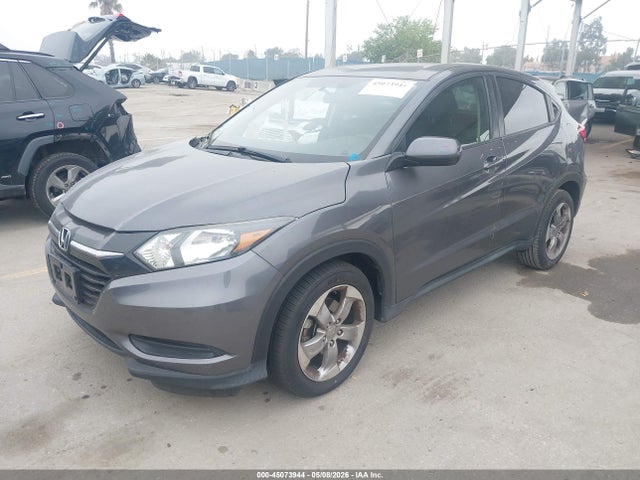 3CZRU5H33GM748265 Honda HR-V LX