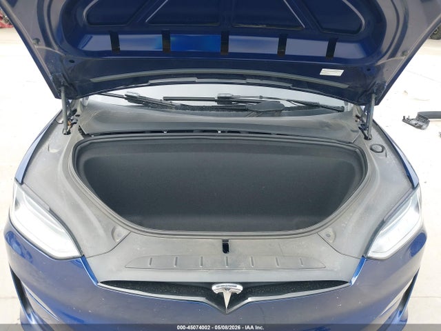 45074002 :رقم المزاد ، 7SAXCBE57PF381740 vin ، 2023 Tesla Model X Dual Motor All-wheel Drive/standard Range مزاد بيع