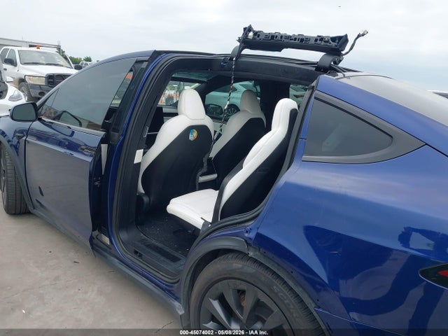 45074002 :رقم المزاد ، 7SAXCBE57PF381740 vin ، 2023 Tesla Model X Dual Motor All-wheel Drive/standard Range مزاد بيع