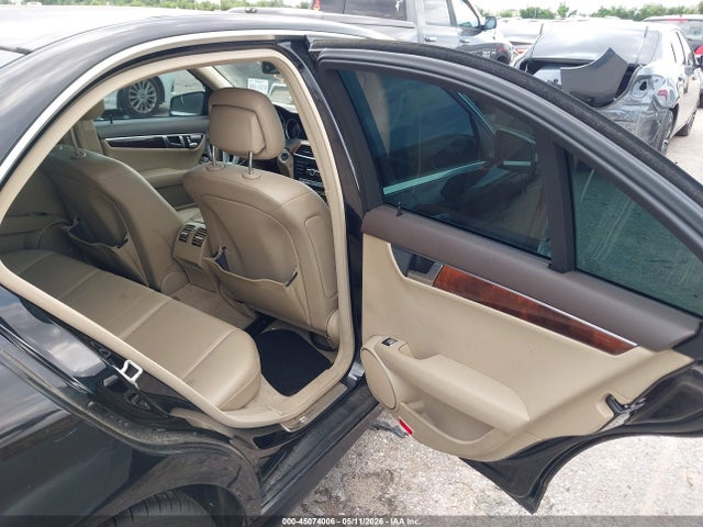 Aukcja sprzedaży 2013 Mercedes-benz C 300 Sport 4matic, vin: WDDGF8AB3DR294142, numer aukcji: 45074006