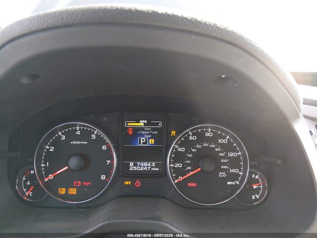 45074016 :رقم المزاد ، 4S4BRBLC2E3245299 vin ، 2014 Subaru Outback 2.5i Limited مزاد بيع