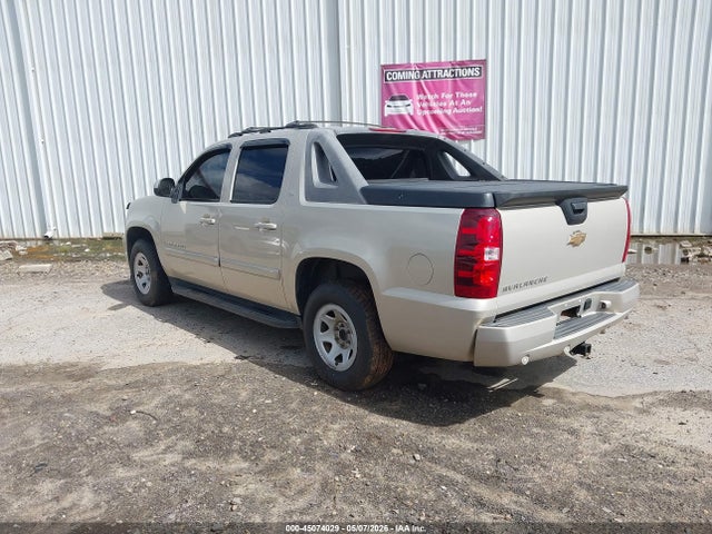 45074029 :رقم المزاد ، 3GNFK12Y57G224021 vin ، 2007 Chevrolet Avalanche 1500 Lt مزاد بيع