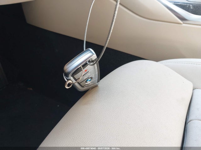 3MW5R1J02M8B84236 BMW 330I
