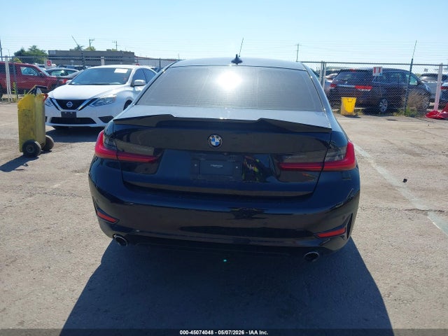 3MW5R1J02M8B84236 BMW 330I