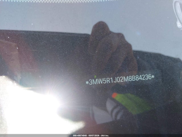 3MW5R1J02M8B84236 BMW 330I
