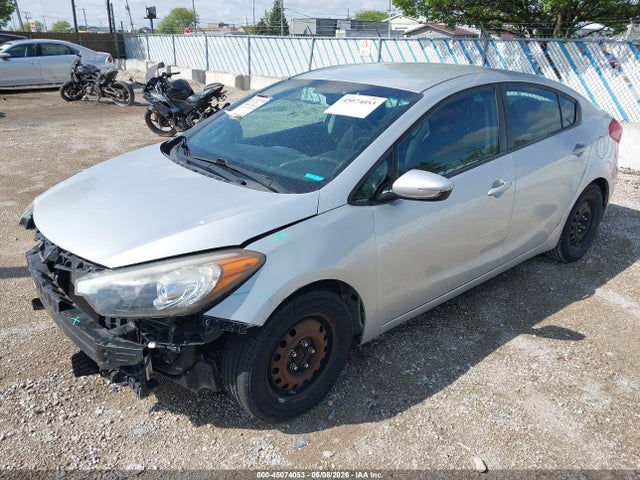 Продажа на аукционе авто 2016 Kia Forte Lx, vin: KNAFX4A65G5555813, номер лота: 45074053