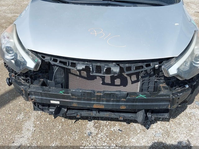 Продажа на аукционе авто 2016 Kia Forte Lx, vin: KNAFX4A65G5555813, номер лота: 45074053