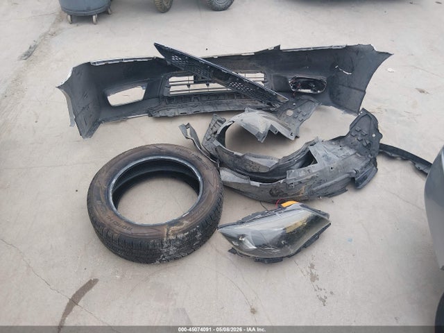 45074091 :رقم المزاد ، 19XFA1F53BE035125 vin ، 2011 Honda Civic Lx مزاد بيع