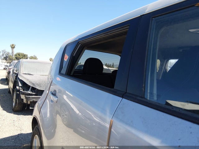 2015 Kia Soul მანქანა იყიდება აუქციონზე, vin: KNDJN2A21F7814403, აუქციონის ნომერი: 45074104