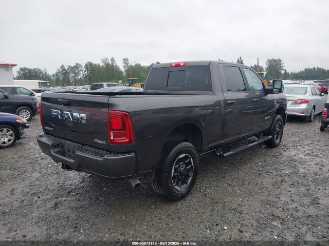 3C63R5FL0SG581636 RAM 2500 Laramie 4x4 6&#039;4 Box