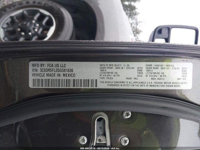 3C63R5FL0SG581636 RAM 2500 Laramie 4x4 6&#039;4 Box