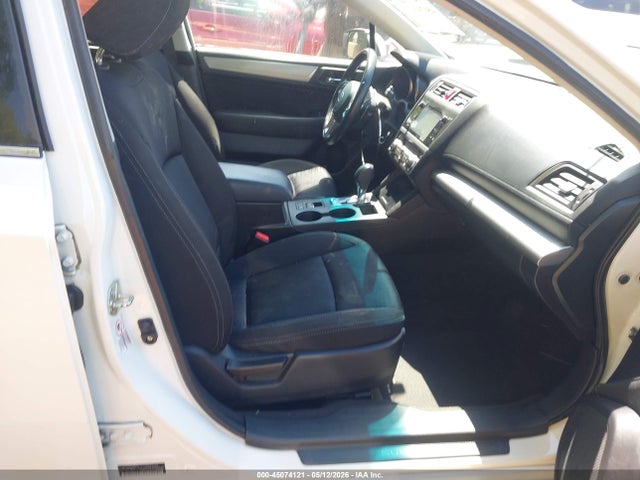 45074121 :رقم المزاد ، 4S3BNAC60F3072808 vin ، 2015 Subaru Legacy 2.5i Premium مزاد بيع