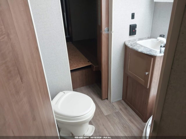 Aukcja sprzedaży 2018 Dutchmen Aspen Trail 3600qbds Travel Trailer, vin: 4YDT36028J8923934, numer aukcji: 45074304