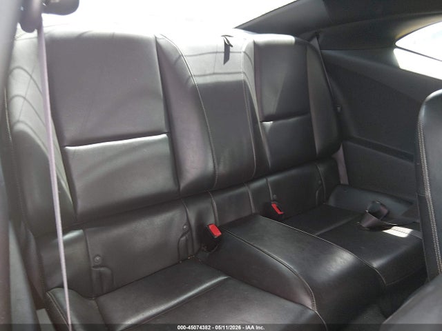 45074382 :رقم المزاد ، 2G1FF1E35F9202440 vin ، 2015 Chevrolet Camaro 2lt مزاد بيع