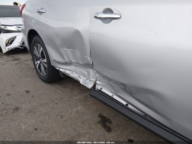 Продаж на аукціоні авто 2020 Nissan Pathfinder Sl 2wd, vin: 5N1DR2CN1LC602432, номер лоту: 45074393