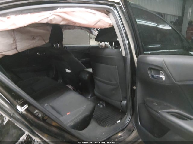 45074396 :رقم المزاد ، 1HGCR2E53FA225911 vin ، 2015 Honda Accord Sport مزاد بيع