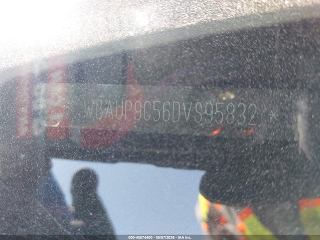 45074400 :رقم المزاد ، WBAUP9C56DVS95832 vin ، 2013 Bmw 128i مزاد بيع