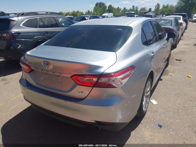 Toyota CAMRY LE 2018 4T1B11HK6JU114575 Image 4
