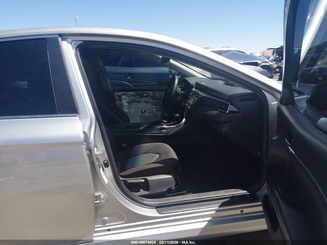 Toyota CAMRY LE 2018 4T1B11HK6JU114575 Image 5