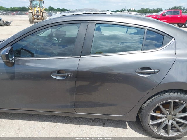 45074428 :رقم المزاد ، JM1BN1V70H1100837 vin ، 2017 Mazda Mazda3 Touring مزاد بيع