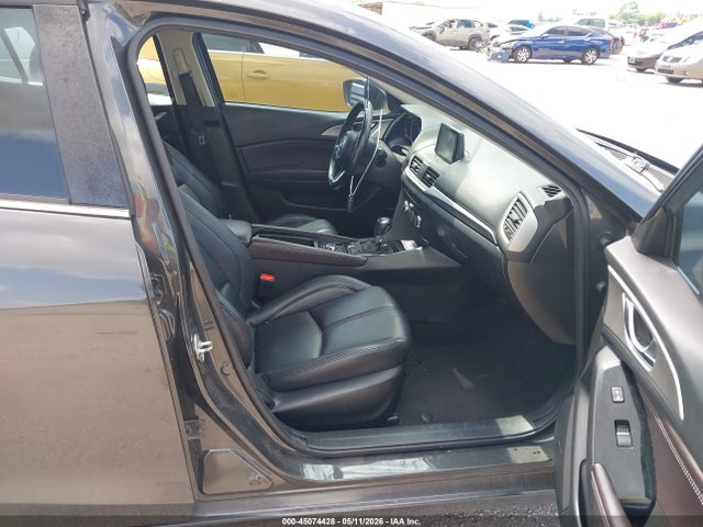 45074428 :رقم المزاد ، JM1BN1V70H1100837 vin ، 2017 Mazda Mazda3 Touring مزاد بيع