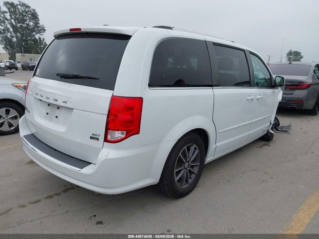 2017 Dodge Grand Caravan Sxt მანქანა იყიდება აუქციონზე, vin: 2C4RDGCG4HR685831, აუქციონის ნომერი: 45074438