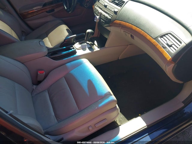 Продаж на аукціоні авто 2011 Honda Accord 2.4 Ex-l, vin: 1HGCP2F83BA087683, номер лоту: 45074440