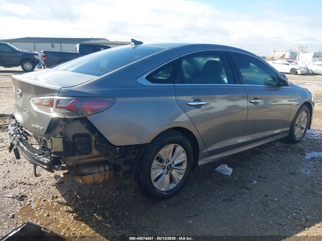 Продажа на аукционе авто 2018 Hyundai Sonata Hybrid Se, vin: KMHE24L36JA079002, номер лота: 45074457