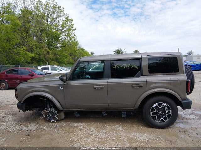 Продажа на аукционе авто 2025 Ford Bronco Outer Banks, vin: 1FMEE8BP2SLB38085, номер лота: 45074466
