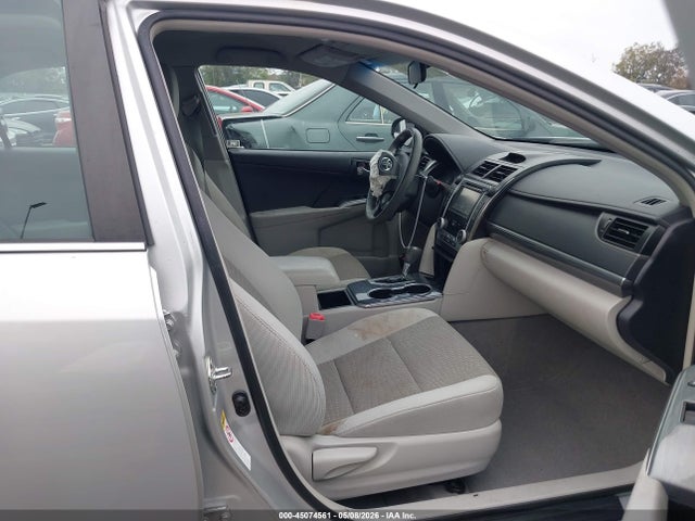 4T1BD1FK3EU109222 Toyota Camry Hybrid Le