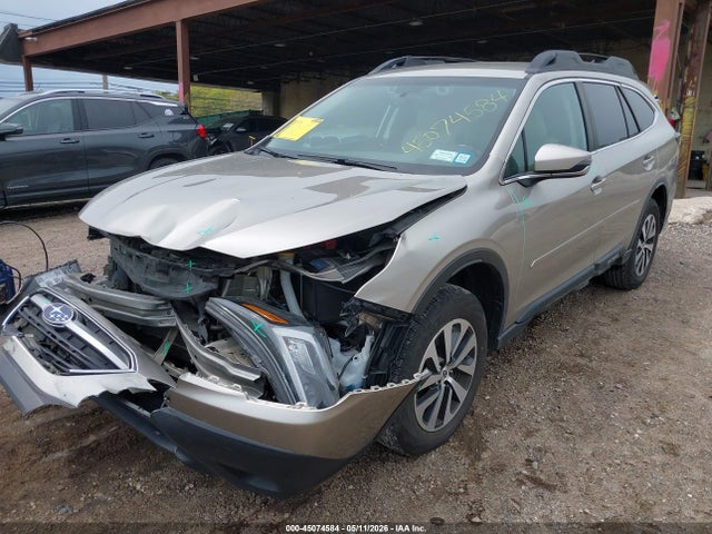 45074584 :رقم المزاد ، 4S4BTACC3L3156270 vin ، 2020 Subaru Outback Premium مزاد بيع