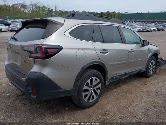 45074584 :رقم المزاد ، 4S4BTACC3L3156270 vin ، 2020 Subaru Outback Premium مزاد بيع