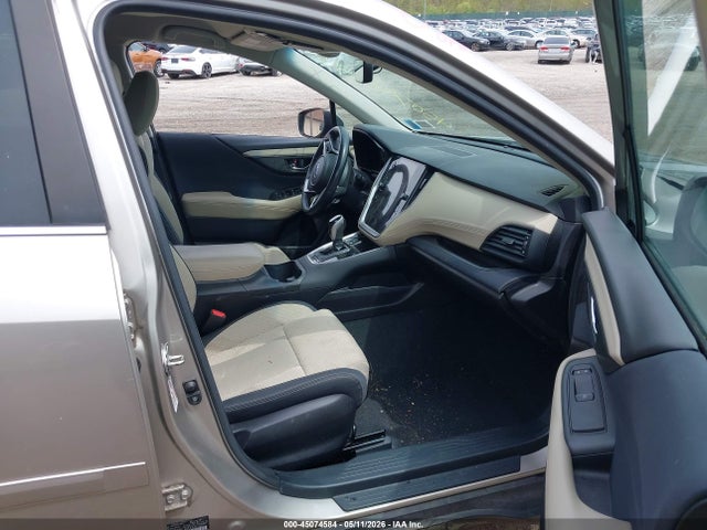45074584 :رقم المزاد ، 4S4BTACC3L3156270 vin ، 2020 Subaru Outback Premium مزاد بيع